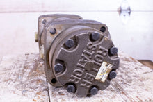 Load image into Gallery viewer, White Roller Stator FD18181818 Flow Divider
