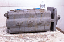 Load image into Gallery viewer, Commercial Intertech 312-9320-502 2748-760 Hydraulic Pump