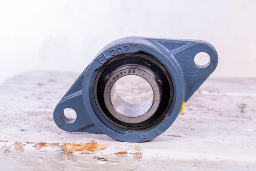 UC207-23 FL207 1-7/16 Wide Set Screw 2-Bolt Flange Iron Housing Set-Screw Lock