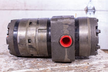 Load image into Gallery viewer, White Roller Stator FD00181818 Flow Divider