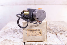 Load image into Gallery viewer, Parker 71235SN1GNOONOC111P3 Solenoid Valve