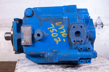 Load image into Gallery viewer, Vickers PVH98QIC-RAF-13S-10-C25-31 Hydraulic Piston Pump