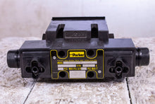 Load image into Gallery viewer, Parker D31VW020D4NYW Hydraulic Valve
