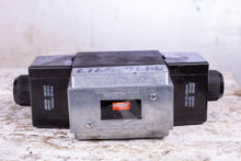 Load image into Gallery viewer, Vickers - DG4V4-012C-M-W-B5-10 Solenoid Valve