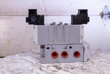 Load image into Gallery viewer, Parker H22WXBBL53C Solenoid Valve