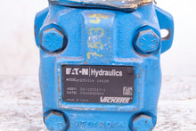 Load image into Gallery viewer, Eaton 25V21A 1A22R 02-137117-1 Hydraulic Vane Pump