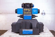Load image into Gallery viewer, Eaton Directional Control Valve 02-329177 DG5V-8-S6C-2EM-FTWL-B-10