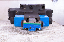 Load image into Gallery viewer, Eaton Directional Control Valve 02-329177 DG5V-8-S6C-2EM-FTWL-B-10