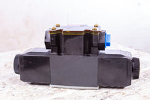 Load image into Gallery viewer, Eaton Vickers DG4V-3-6C-VM-FW-B6-60 871255 Hydraulic Valve