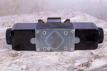 Load image into Gallery viewer, Eaton Vickers DG4V-3-6C-VM-FW-B6-60 871255 Hydraulic Valve
