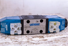 Load image into Gallery viewer, Vickers DG4V-3-2N HM U 1 D 7 30 EU38 Solenoid Hydraulic Valve