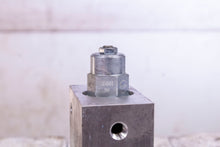 Load image into Gallery viewer, Sun Hydraulics HCE OJH3-A2 CBGH-LJN Hydraulic Manifold and Valve