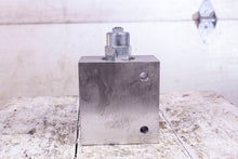 Load image into Gallery viewer, Sun Hydraulics HCE OJH3-A2 CBGH-LJN Hydraulic Manifold and Valve