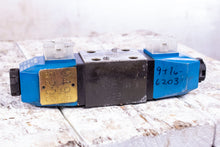 Load image into Gallery viewer, Sperry Vickers DG4V-3-2N MU D &amp; 30 EU38 Hydraulic Valve