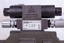 Load image into Gallery viewer, HYVAIR MODEL D08SDC-3A-115A-35 D03-FC1-AB-MO Hydraulic Valve