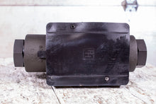 Load image into Gallery viewer, Parker DG1VW8C3VYCF 72 Hydraulic Valve