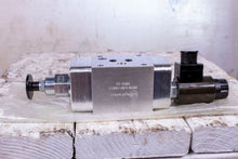 Load image into Gallery viewer, Sun Hydraulics XRIM LAN HA211 1BB8-A2 PNEUMATIC VALVE