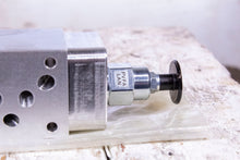Load image into Gallery viewer, Sun Hydraulics XRIM LAN HA211 1BB8-A2 PNEUMATIC VALVE