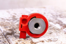 Load image into Gallery viewer, MASTER PNEUMATIC V35-2 SHUTOFF VALVE 3/8