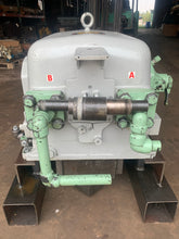 Load image into Gallery viewer, Oilgear DH-6025 HYDRAULIC PUMP 2500 PSI 900 RPM