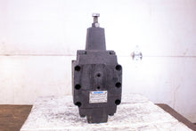 Load image into Gallery viewer, Vickers RG 10 D2 30 Pressure Control Valve