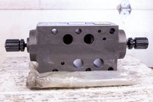 Load image into Gallery viewer, Northman MT-06W-K-30-N Flow Control Valve
