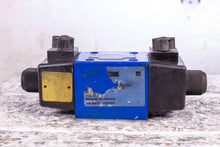 Load image into Gallery viewer, Rexroth R900561079 Solenoid Valve