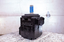 Load image into Gallery viewer, Veljan T6CMB101R00C1 Hydraulic Pump