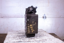 Load image into Gallery viewer, Vickers Pressure Reducing Valve F3 DGX H06 1 60 523122 Pressure Control Valve