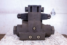 Load image into Gallery viewer, Parker D61VW4C1NYCF 75 Hydraulic Valve