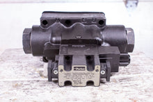 Load image into Gallery viewer, Parker D61VW1B456VY 70 Hydraulic Valve