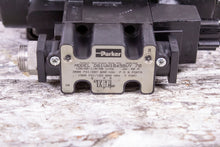 Load image into Gallery viewer, Parker D61VW1B456VY 70 Hydraulic Valve
