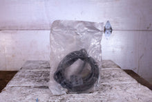 Load image into Gallery viewer, Parker PS2032J83CP Molded Connector