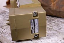 Load image into Gallery viewer, Ross W7476B4332 Solenoid Valve