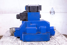 Load image into Gallery viewer, Rexroth R978917880 DIRECTIONAL SPOOL VALVE R900710108