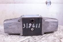 Load image into Gallery viewer, Vickers 297245 DG4S4 016C 50 DIRECTIONAL CONTROL VALVE