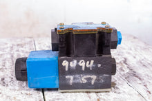 Load image into Gallery viewer, Vickers DG4V-3S-2A-M-FTWL-B5-60 Solenoid Valve