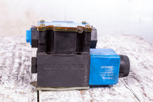 Load image into Gallery viewer, Vickers DG4V-3S-2A-M-FTWL-B5-60 Solenoid Valve