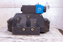 Load image into Gallery viewer, Vickers DG5S-8-2A-M-FU-B5-30 02-126467 Hydraulic Valve