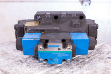 Load image into Gallery viewer, Vickers DG5S-8-3C-E-T-M-FW-B5 1017744 Hydraulic Valve