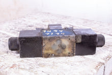 Load image into Gallery viewer, Rexroth R978873115 Hydraulic Valve