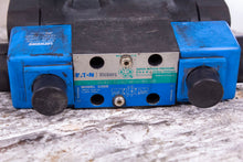 Load image into Gallery viewer, Eaton Vickers DG5S4-046C-M-U-B5-60 directional control valve