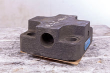 Load image into Gallery viewer, Vickers 02-325392 Valve F3 CVCS 40 PC S2 10