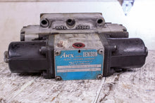 Load image into Gallery viewer, Abex Denison D1D12 33 203 04 03 T008-120VS Directional Control Valve