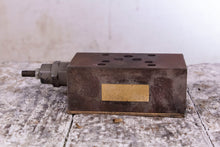 Load image into Gallery viewer, Vickers DGMFN-5-X-P2W-30 Hydraulic Valve