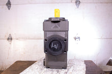 Load image into Gallery viewer, Permco Model 6540-0111-0072 Hydraulic Pump