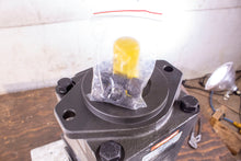 Load image into Gallery viewer, Permco Model 6540-0111-0072 Hydraulic Pump