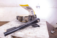 Load image into Gallery viewer, Crane Flowseal 04-1DA-12DRTG-HOK Butterfly Valve