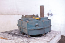 Load image into Gallery viewer, Dodge SCXT215 Torque-arm Screw Conveyor Speed Reducer 14.1:1 12.93hp 352065