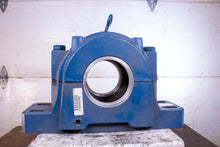 Load image into Gallery viewer, SKF SAF 528 Pillow Block Housing - Four-Bolt Base, Split Pillow Block, Cast Iron